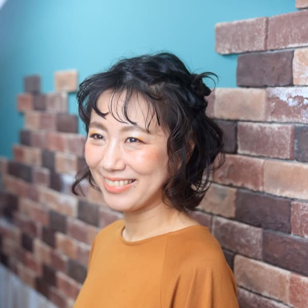 ゆるっとフワっとナチュラルツイストハーフアップ