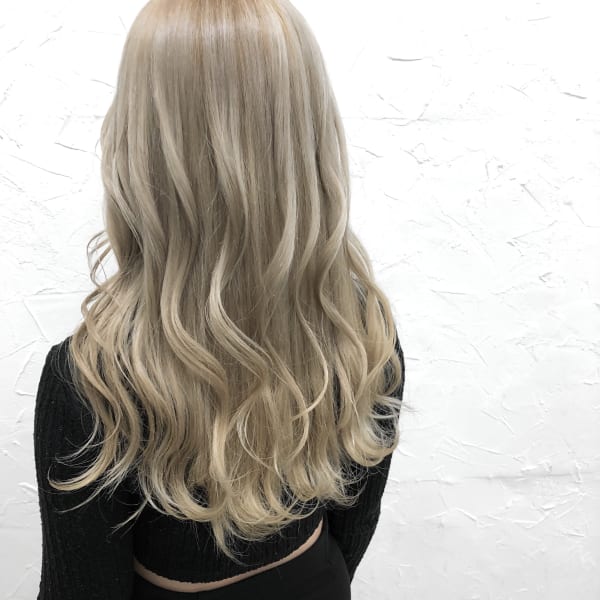 透明感ホワイトカラーイルミナカラーレイヤーウルフ韓国