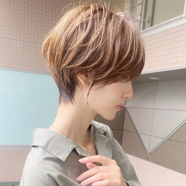 大人可愛い前髪ありのひし形マッシュショートパーマ20代30代
