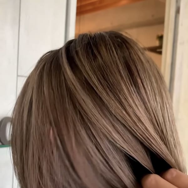 ハイライトベージュ