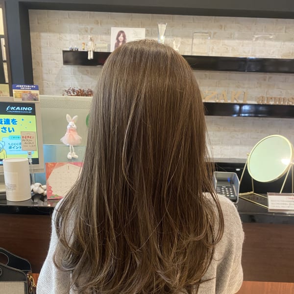 大人可愛い　ミルクティーブラウン　ハイライトカラー　