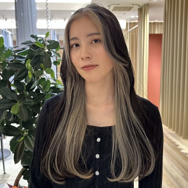 透明感カラー×インナーホワイト