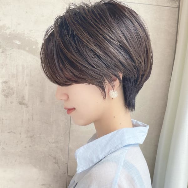 ショートボブ髪型30代40代50代前髪あり前髪なし面長畠田