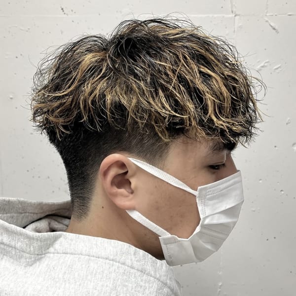 ハイライトメッシュ+ツイストスパイラルパーマ