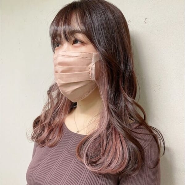 20代30代インナーカラーピンクベージュ外ハネ【上野】|agir hair 上野店
