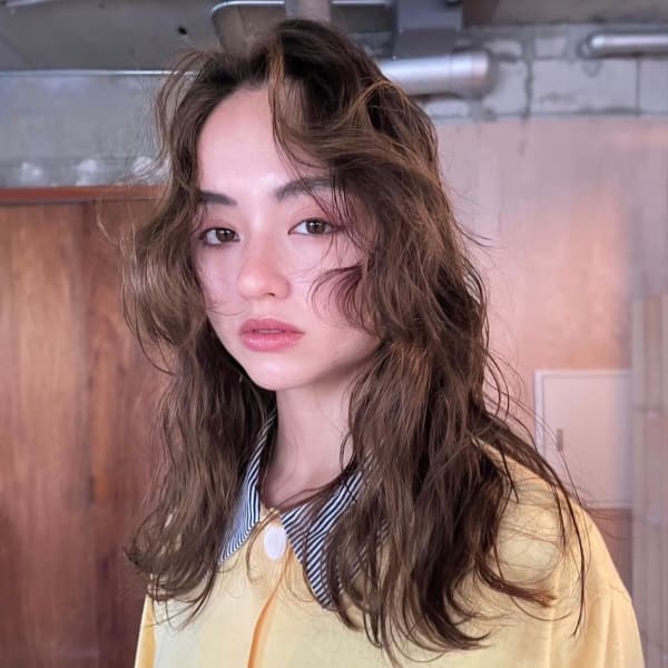 ハイライトベージュブリーチaujuaメ髪質改善テオカラー