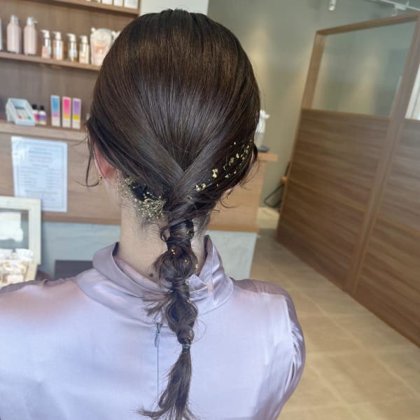 タイトローポニーアレンジ