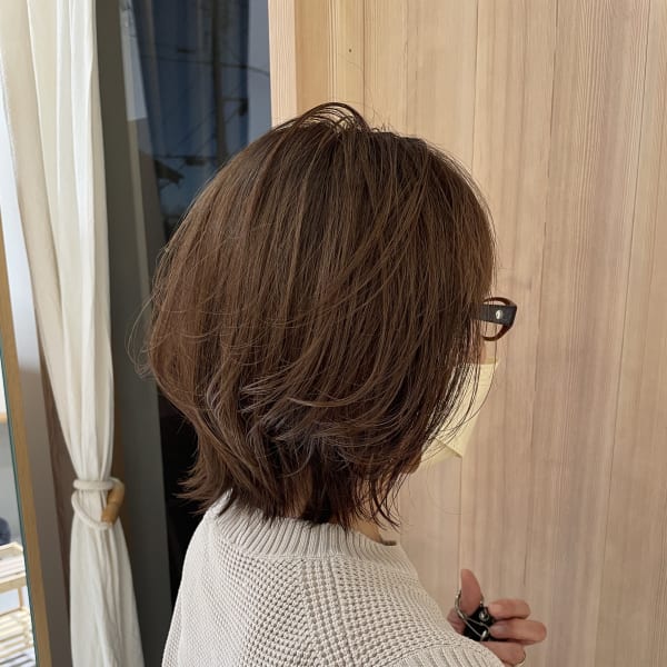 medium layer × beige