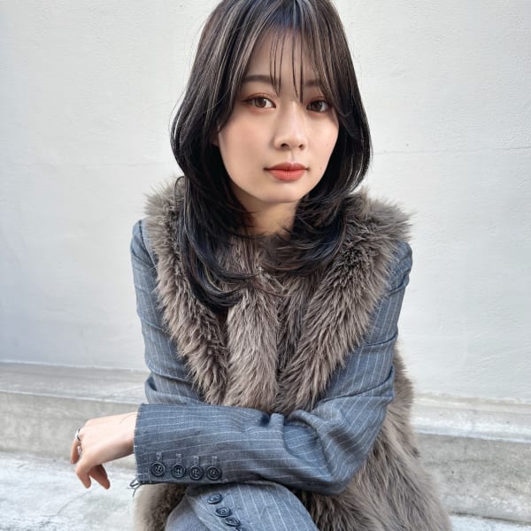 韓国ハッシュカットレイヤーくびれミディアム|ALICe by AFLOAT