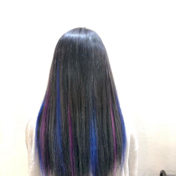 ダークグレー×ブルー、パープルアクセント|Fave
