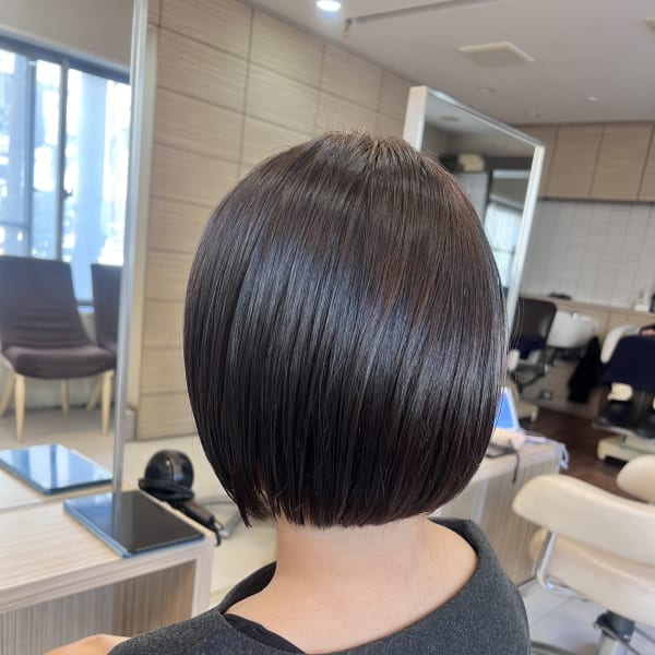 グレージュモノトーンボブ|Salon de Couturier 中目黒