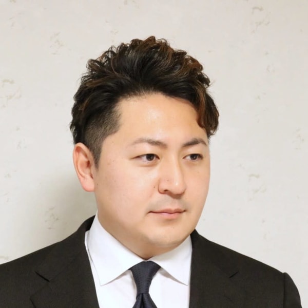 アップバングショートスタイル