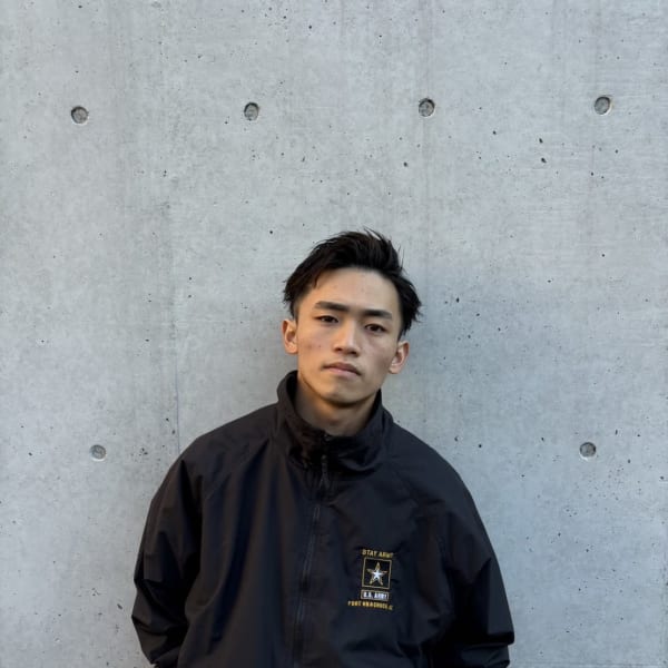 アップバングショート【ツーブロック刈り上げ黒髪短髪】|unique x KENJE 町田