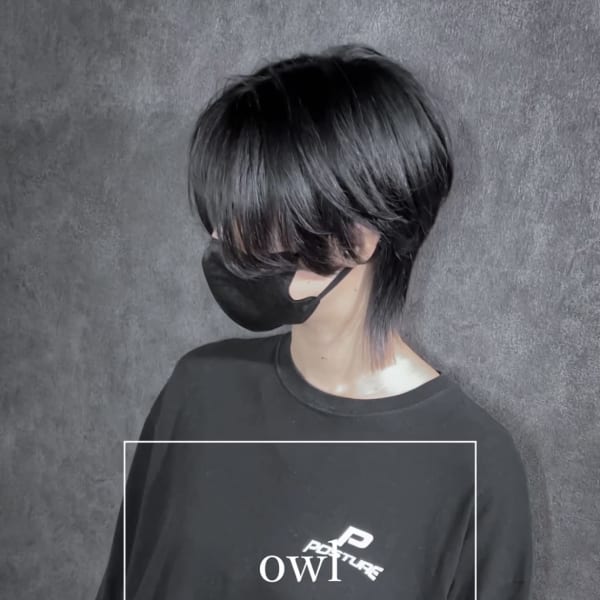 ジェンダーレスウルフ×センターパート×黒髪