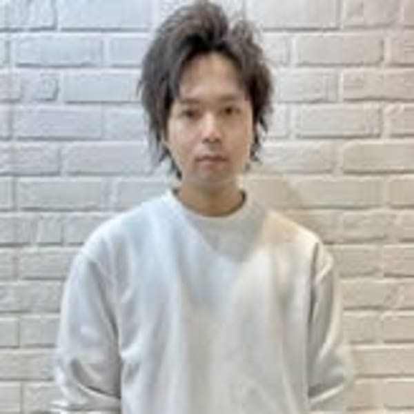 DAISY index hair 大島店【デイジーインデックスヘアオオジマテン】のスタッフ紹介。名嘉 恒