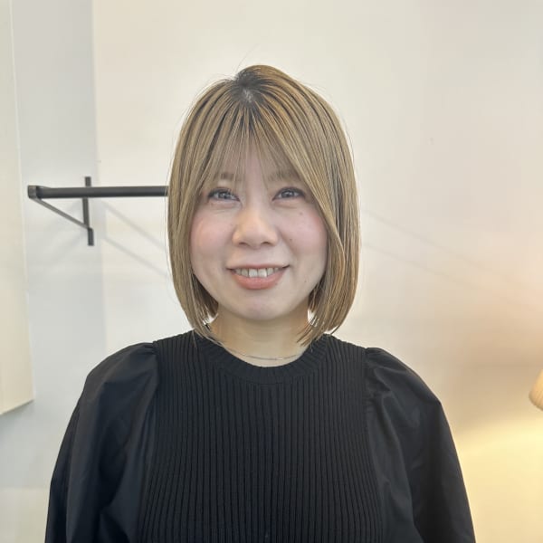 riri hair salon【リリ ヘア サロン】のスタッフ紹介。etuko