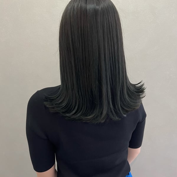 【&ONE 自由が丘】透明感ブルージュカラー