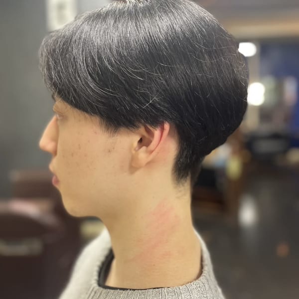 ツーブロック・ミディアムボブ