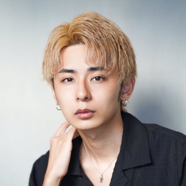 【alpha 新宿】ハイトーン×アップバング