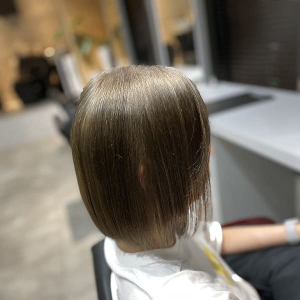 ショートボブ×ハイトーン★☆グレージュ☆★