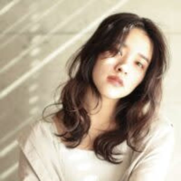 レイヤーミディアム　パーマ　暗髪　代官山　中目黒　恵比寿　