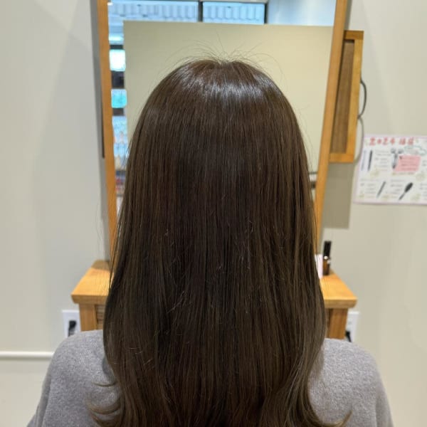 オリーブカラー