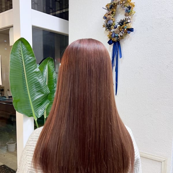 スリークロングヘア☆ピンクベージュ【sonata 北千住】