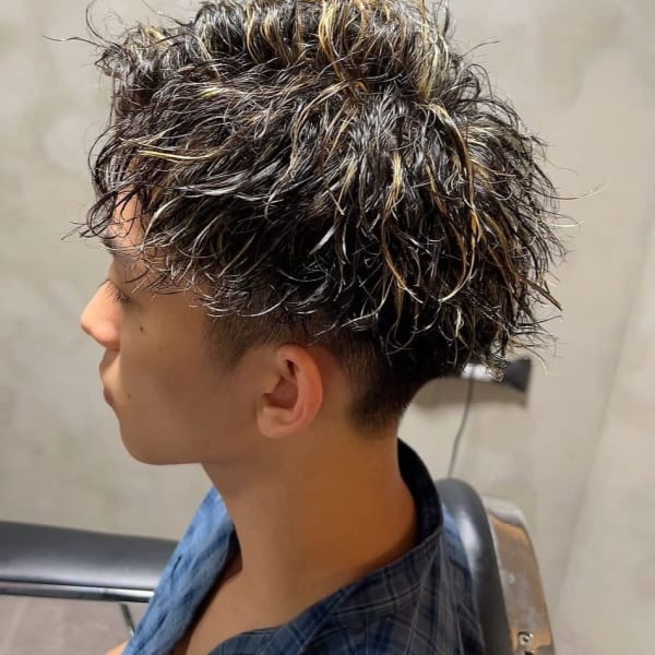 ツーブロック 波巻き ツイスト スパイラルパーマ