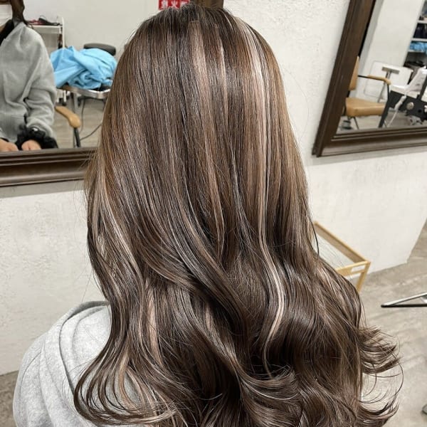 エクステハイライト【池袋・池袋東口・池袋駅】