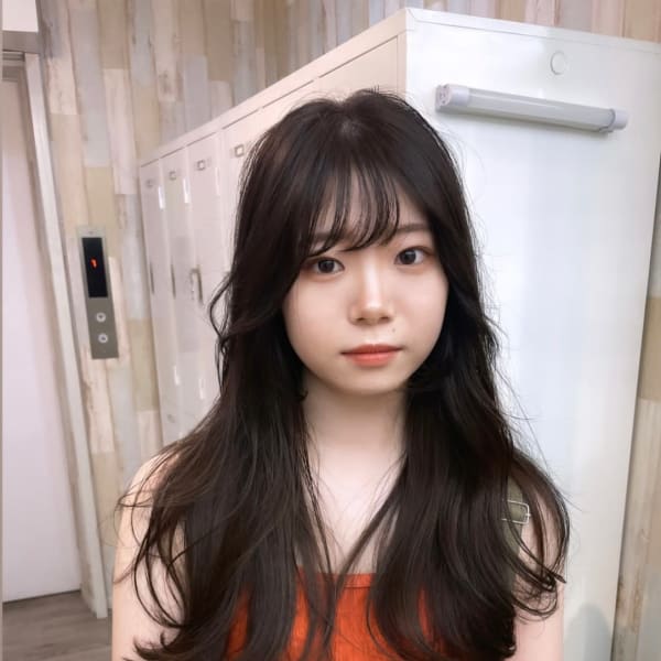 韓国風ゆるふわ巻き艶髪グレージュ髪質改善トリートメント|newi 所沢