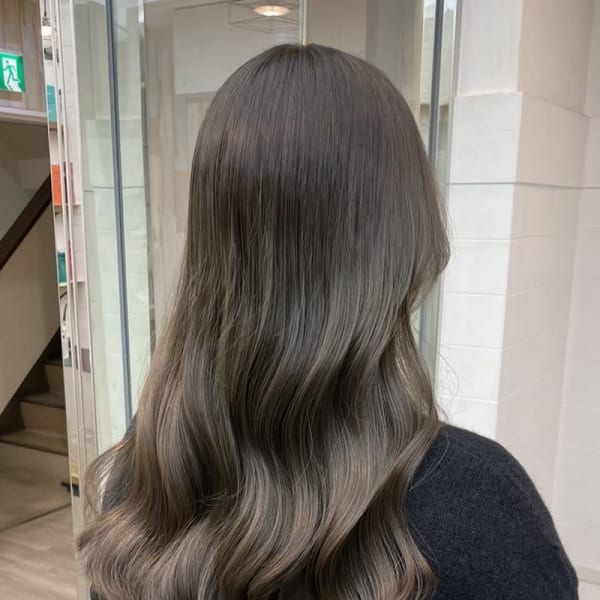 ツヤサラとぅるんな艶髪仕上がり＊韓国風大人可愛いゆる巻きヘア