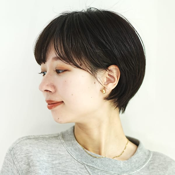 フワッとまとまる大人ショート