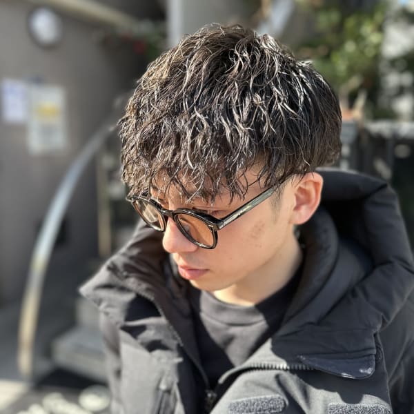 施術1ヶ月後のツイストスパイラル|CLOUD HAIR