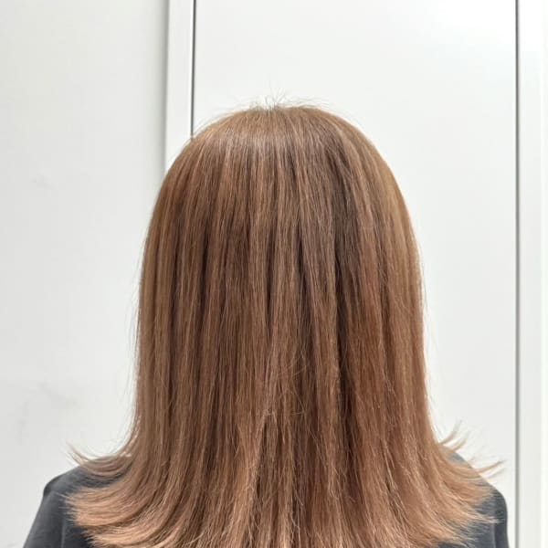 ベージュカラー