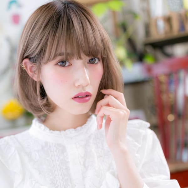 Aライン小顔内巻きワンカール前下がりボブ ニュアンスカラー