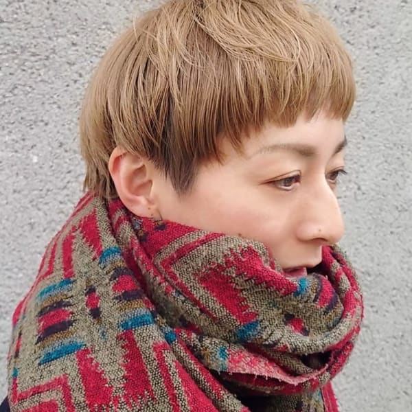 【マノハル スタイル】マッシュショート×ベージュカラー