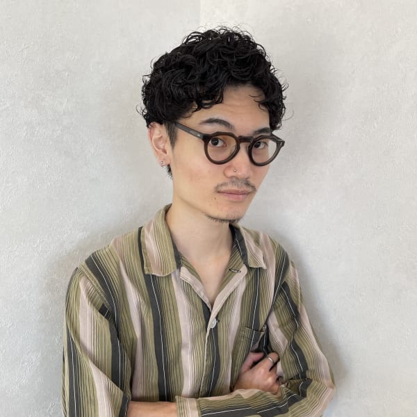 メンズ　スパイラルパーマ|EARTH coiffure beauté 長岡店