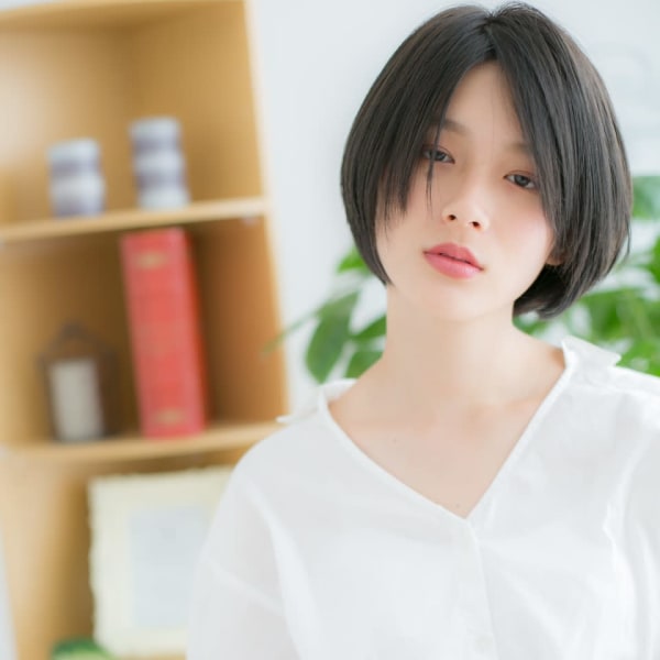 グレージュアッシュ×ショートミニボブ