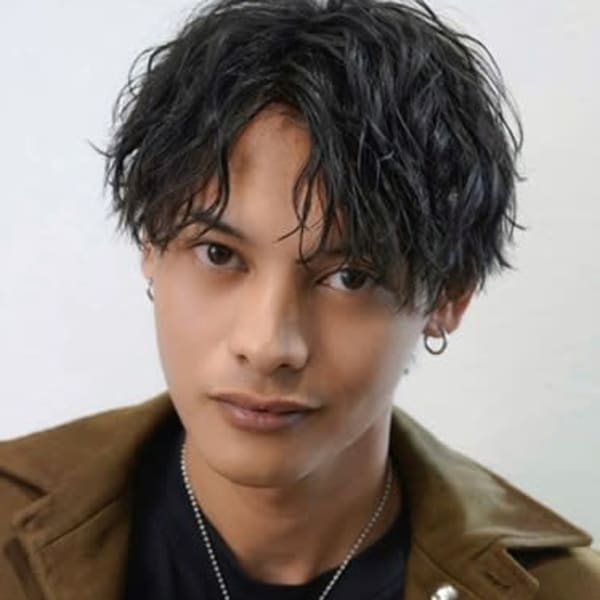 センターパートツイストスパイラル