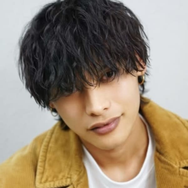 マッシュウルフツイストスパイラルパーマ