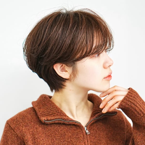 くびれる大人ショート