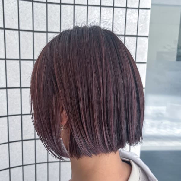切りっぱなしボブ　バイオレットカラー　ミニボブ