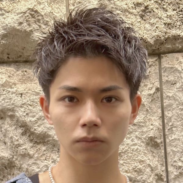 アップバングベリーショート