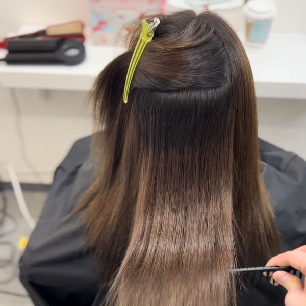 縮毛矯正　BeforeAfter|MILA銀座  ハイトーン 縮毛矯正 ヘアケア