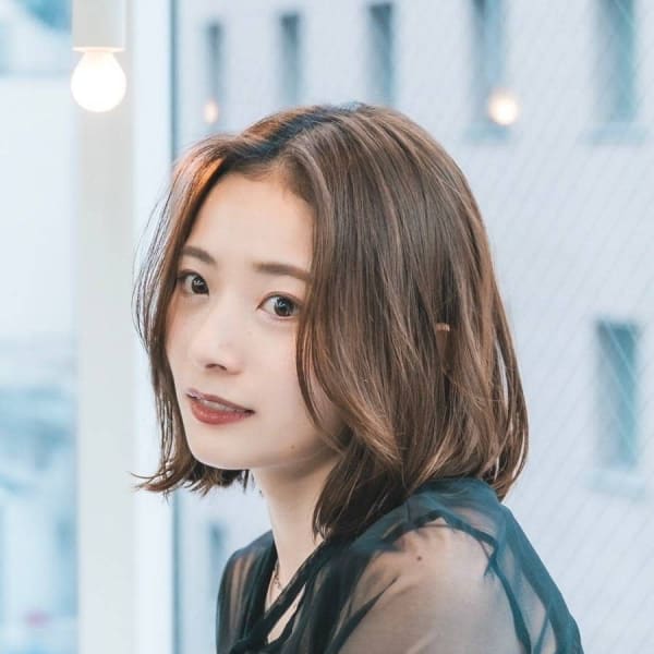 愛されミディくせ毛風カールココアベージュ20代30代40代|beauty:beast 石垣店