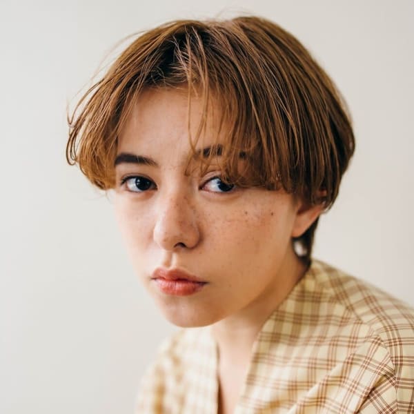 前髪なしショート/ショコラアッシュ/ブリーチオンカラー