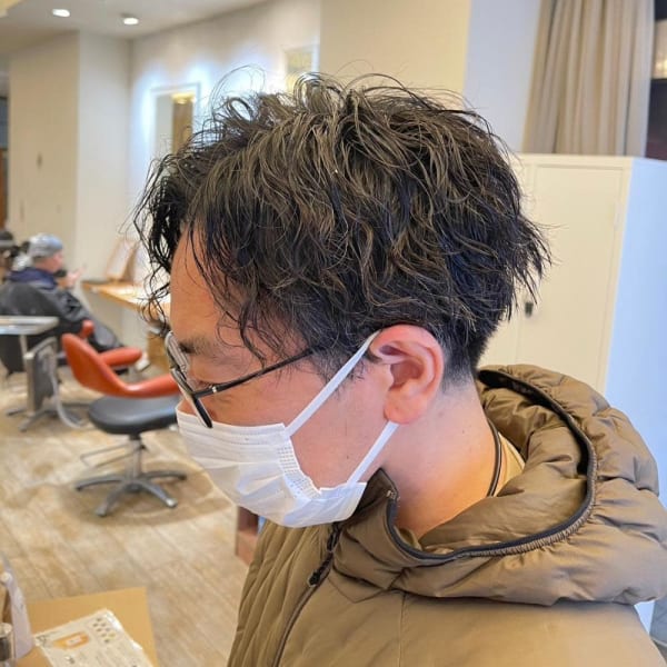 20代30代メンズスパイラルパーマワイルドオシャレ感アッシュ