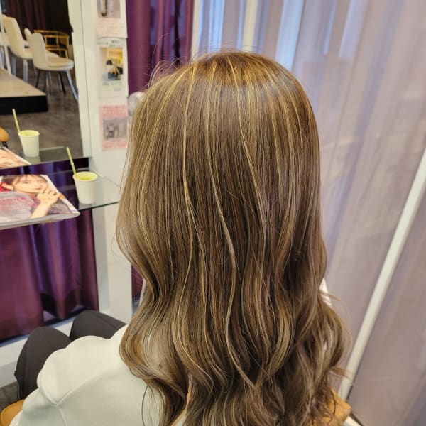 ハイライトカラー|coiffeur SOLEIL