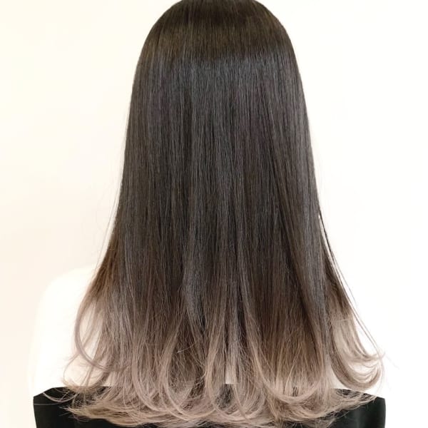 ホワイトグラデーション