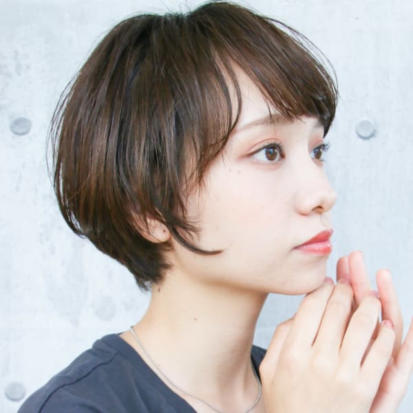 丸みが可愛いショートボブ